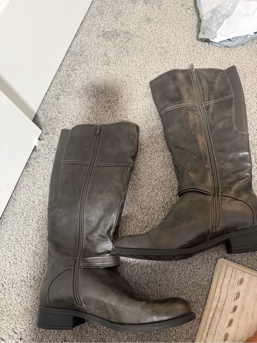 Classic Tall women’s Riding Boots in Dark Brown